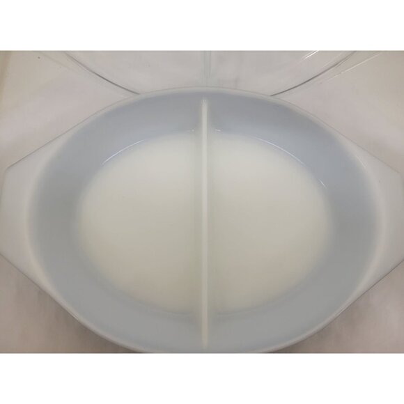 Vintage Pyrex 1 1/2 Qt Snow Flake Divided Casserole Dish with Lid - Picture 8 of 10